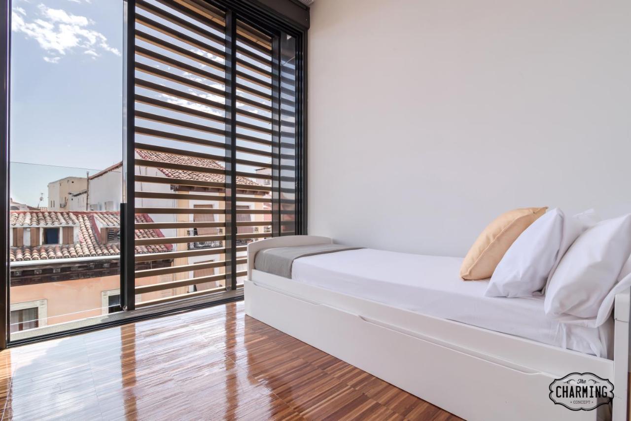 Charming Chueca Apartments Madrid Bagian luar foto